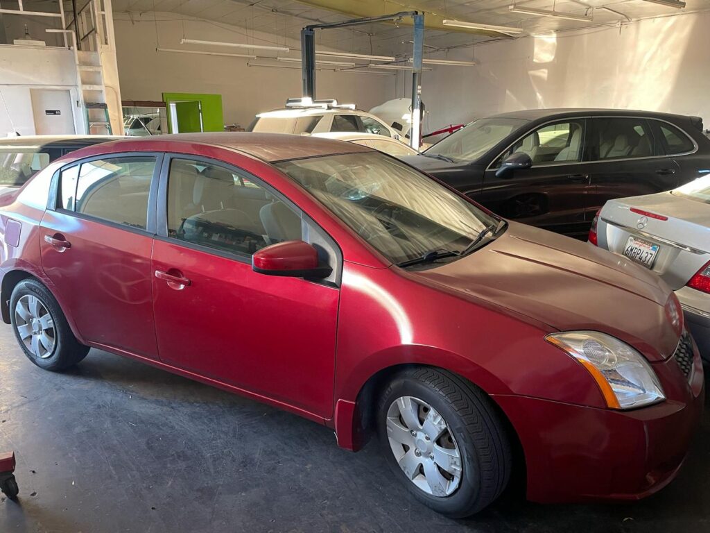 2009 Red  Nissan Sentra